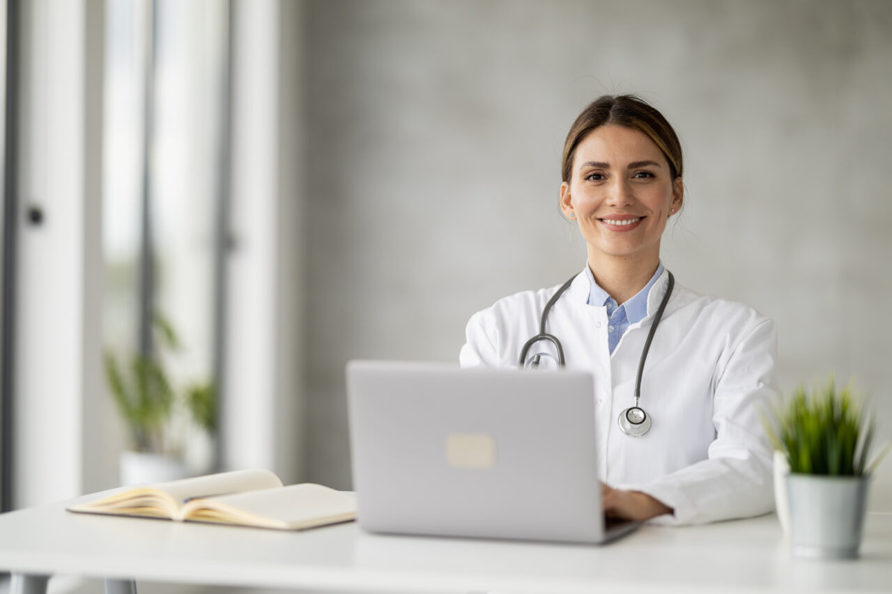 From Anonymous Clicks to Connected HCP Journeys: Why Integrated SSO Matters in Pharma Marketing