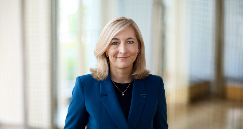 Ministerin Warken verteidigt Preisbindung bei Rx-Arzneien